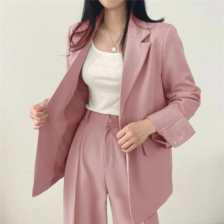 Eleganter Blazer und gerade geschnittene Hose für Damen - Image 2