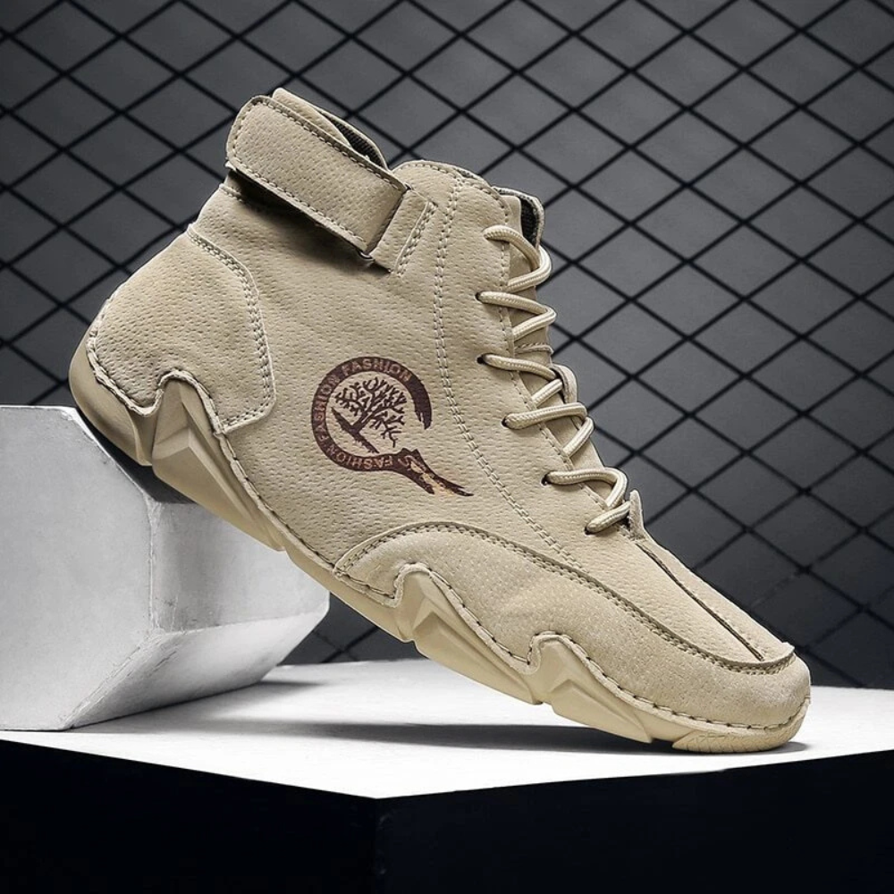 Men's Winter Hiking Boots - Comfortable Lace-Up Ankle