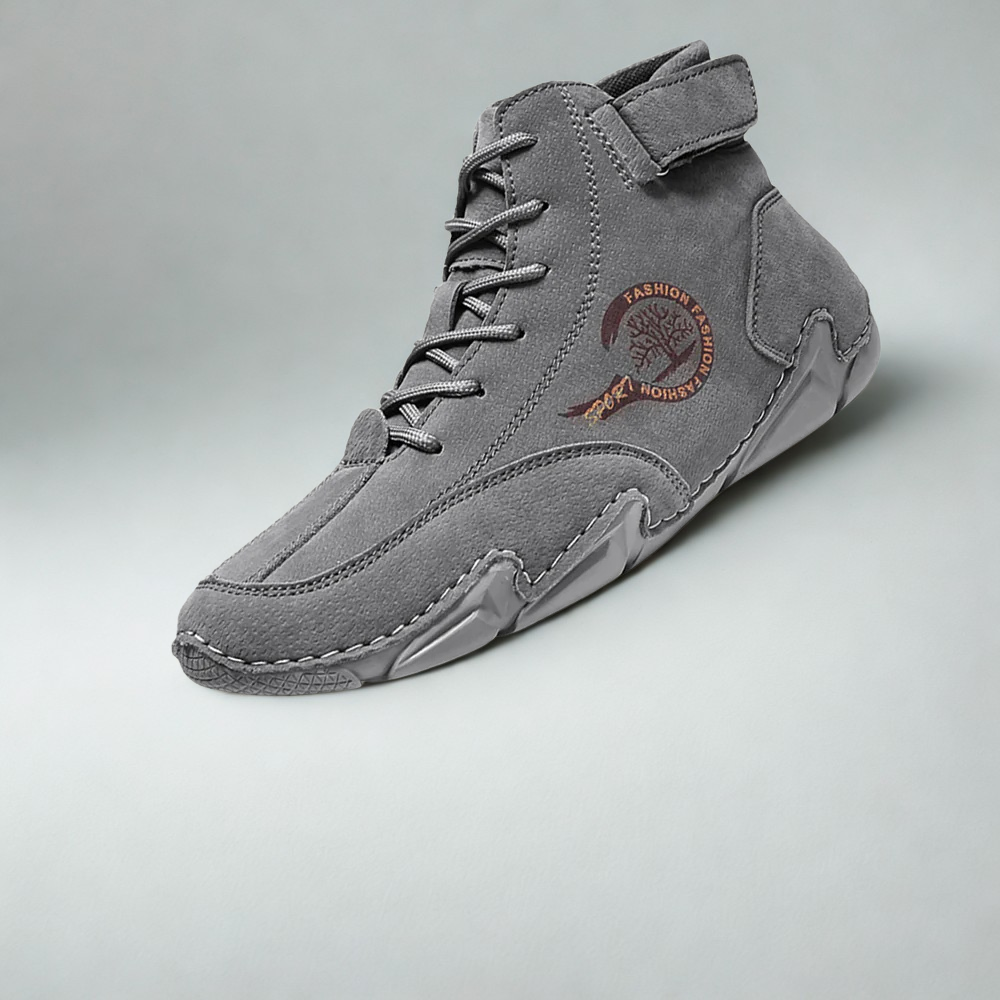 Men's Winter Hiking Boots - Comfortable Lace-Up Ankle