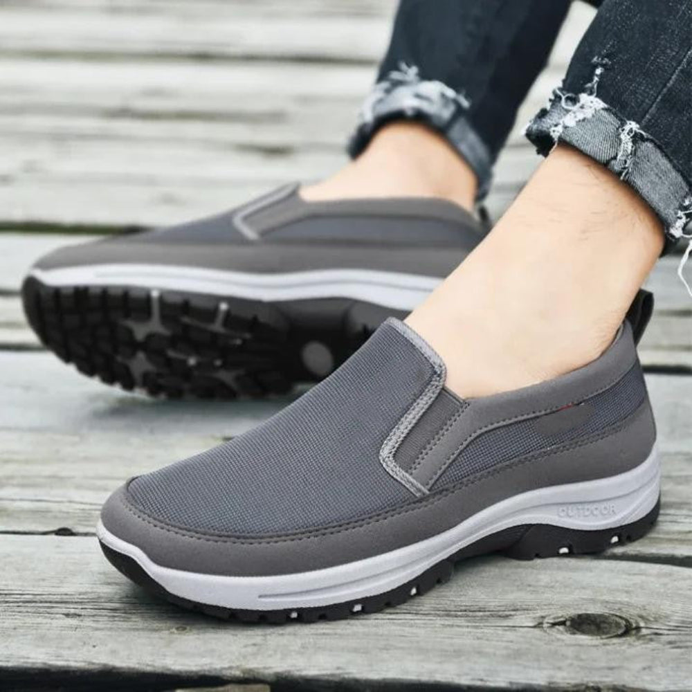 Men’s Lightweight Slip-On Walking Shoes - Breathable Non-Slip