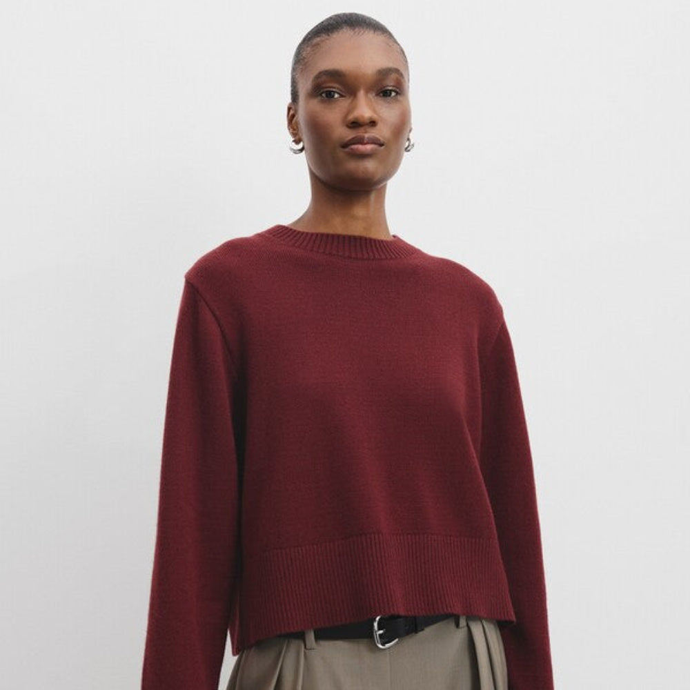 Women's Oversized Crew Neck Long Sleeve Knitted Sweater - Pullover