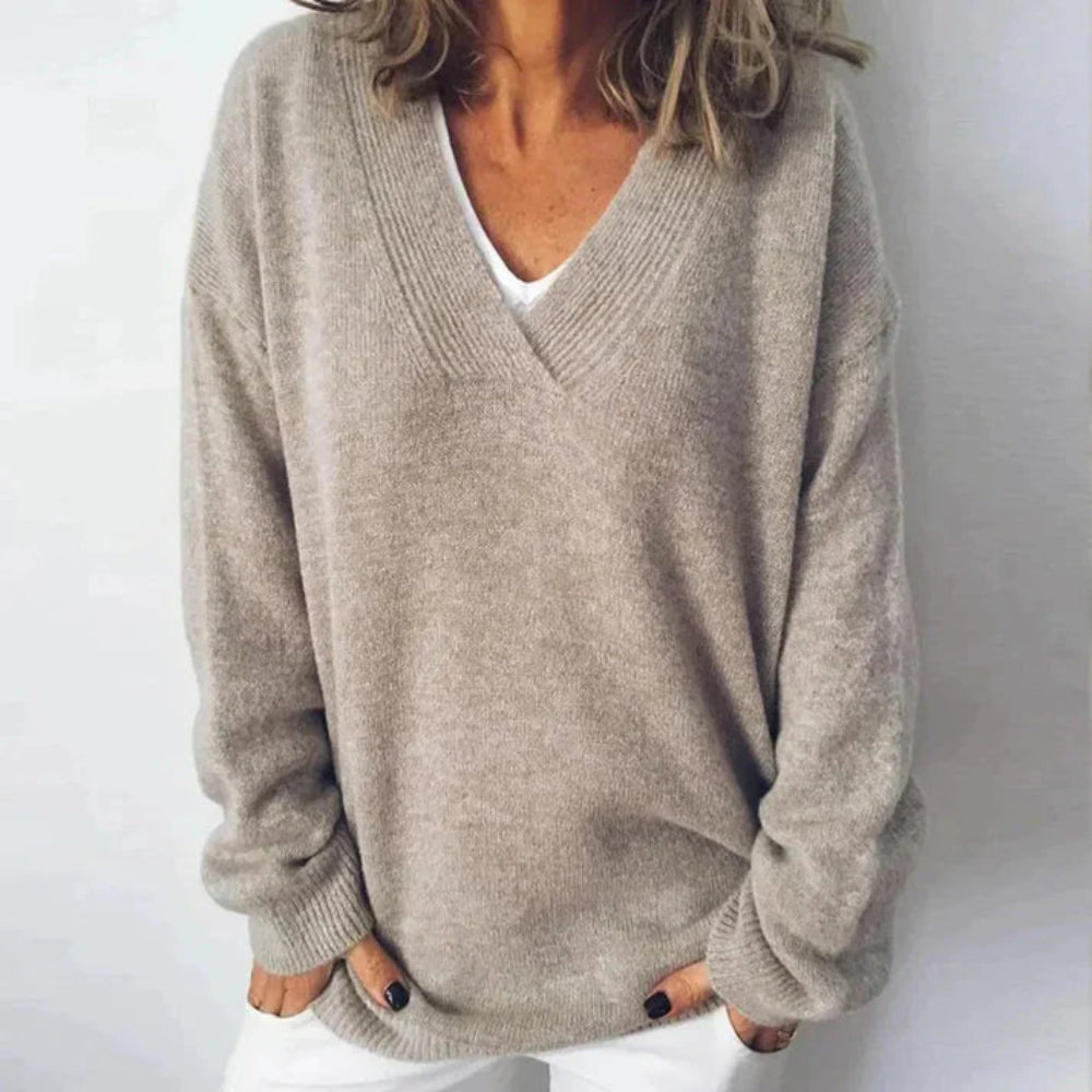 Women's Oversized V Neck Long Sleeve Knitted Sweater - Pullover