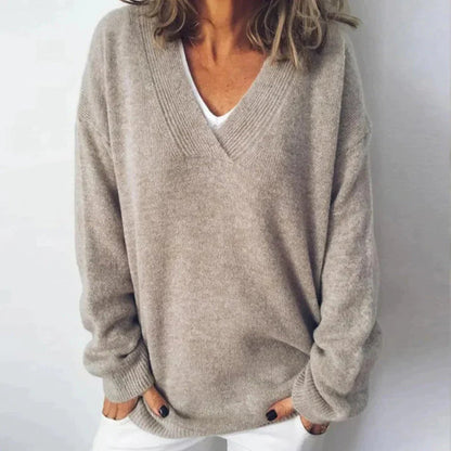 Women's Oversized V Neck Long Sleeve Knitted Sweater - Pullover