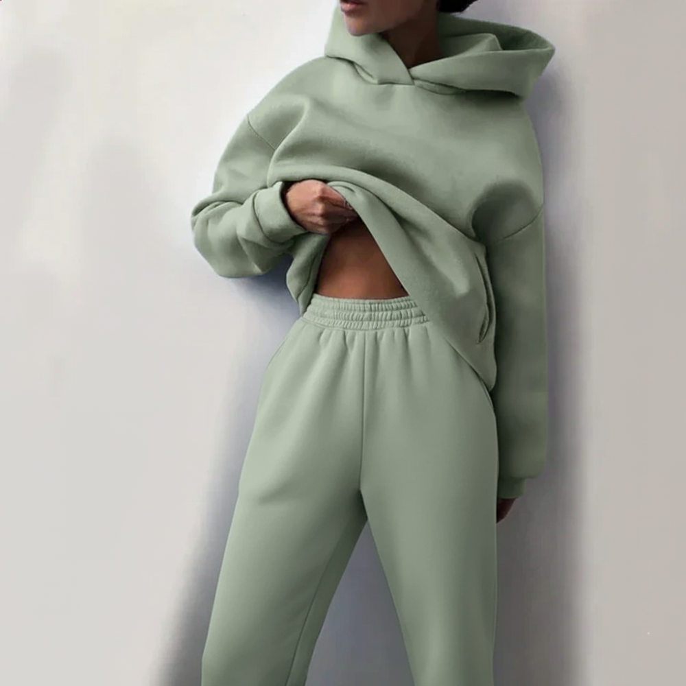 Women's Oversized Tracksuit Set - Cropped Hoodie Loungewear