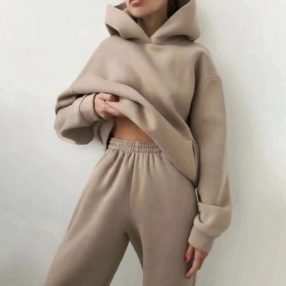 Women's Oversized Tracksuit Set - Cropped Hoodie Loungewear
