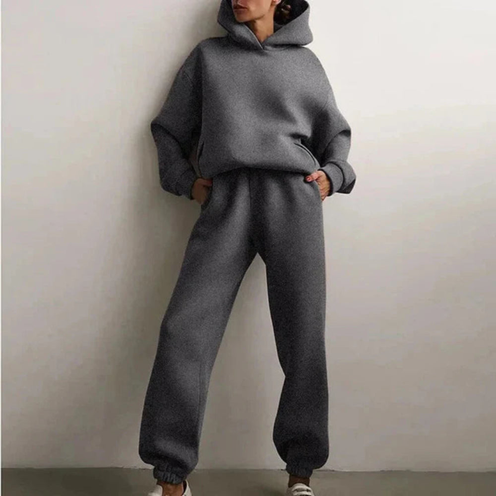 Women's Oversized Tracksuit Set - Cropped Hoodie Loungewear