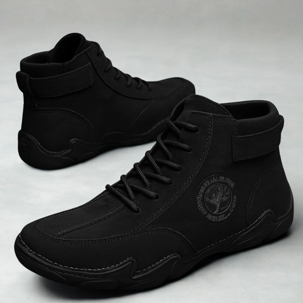 Men's Winter Hiking Boots - Comfortable Lace-Up Ankle