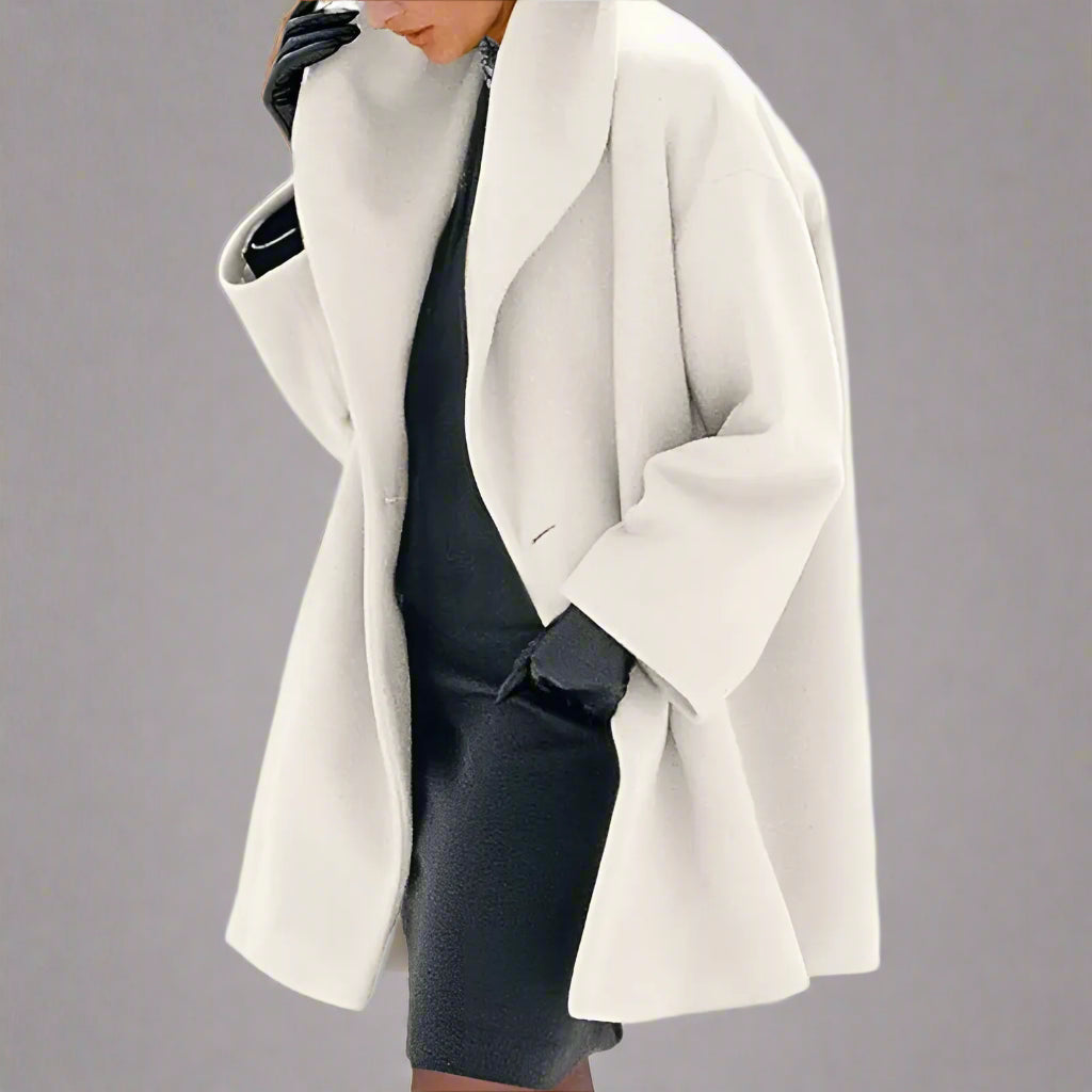 Cosy Oversized Women's Winter Coat - Image 2