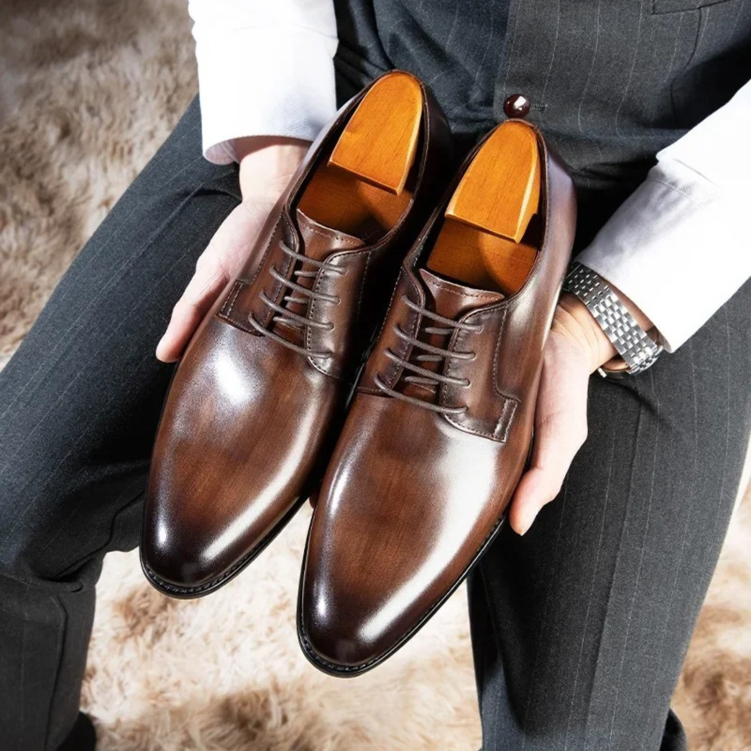 Elegant Comfortable Men's Dress Shoes - Image 1