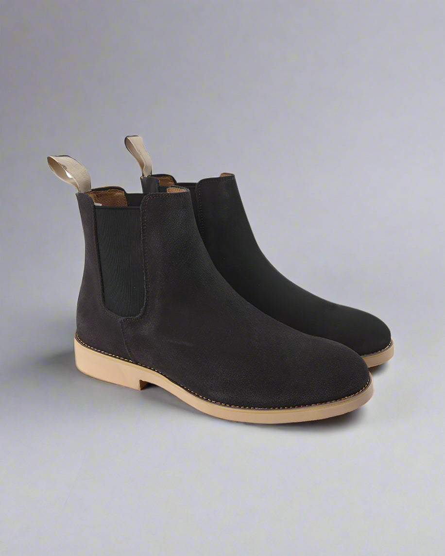 Elegant Slip-On Chelsea Boots for Every Occasion - Image 16