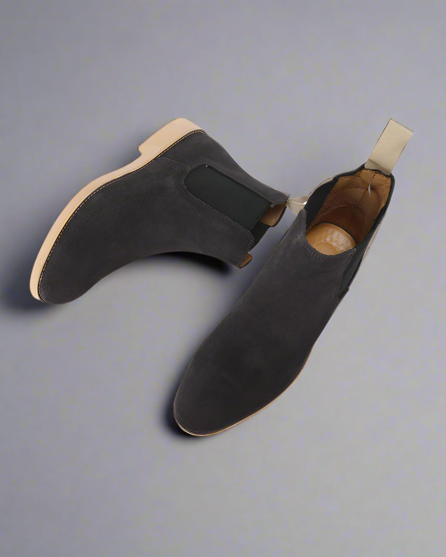 Elegant Slip-On Chelsea Boots for Every Occasion - Image 18