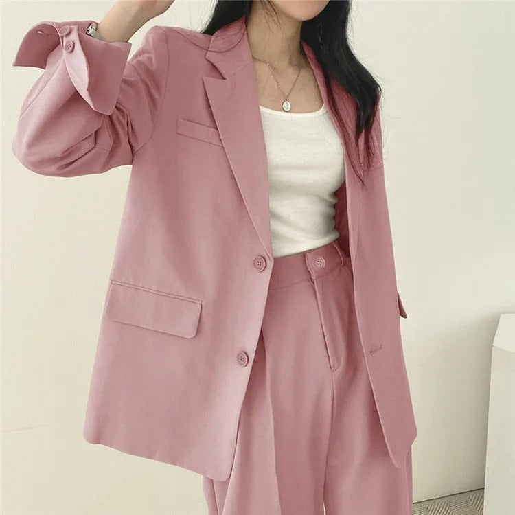 Eleganter Blazer und gerade geschnittene Hose für Damen - Image 3