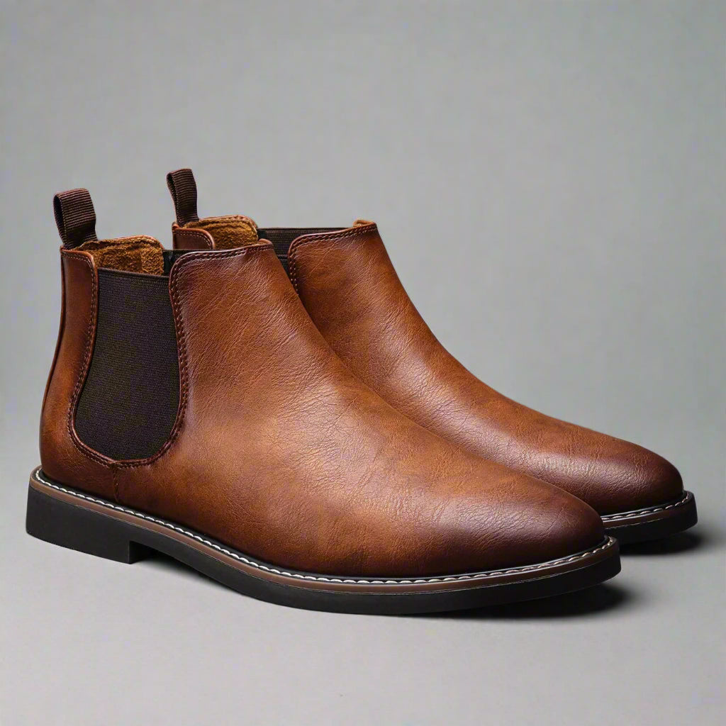 Stylish Leather Chelsea Boots for Men - Image 1