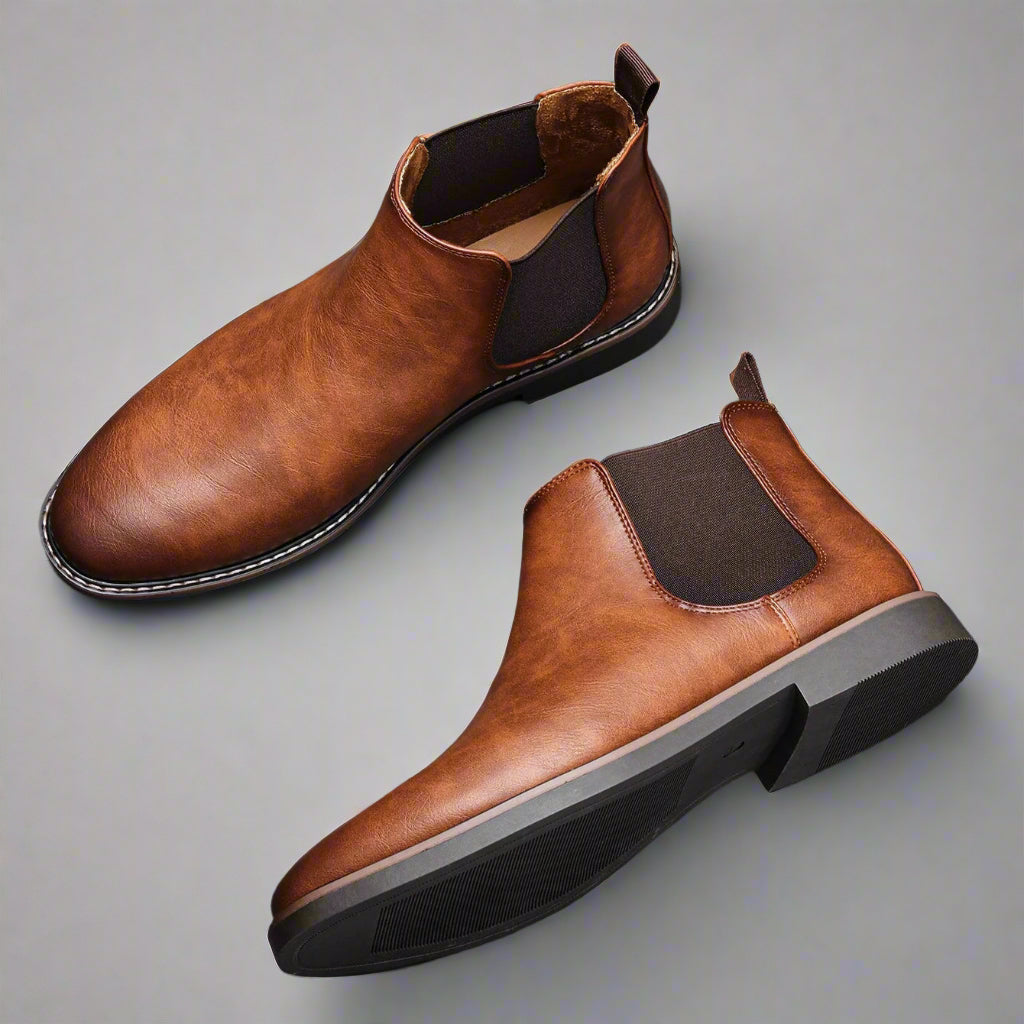 Stylish Leather Chelsea Boots for Men - Image 4